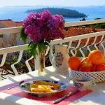 Tonci Apartament
